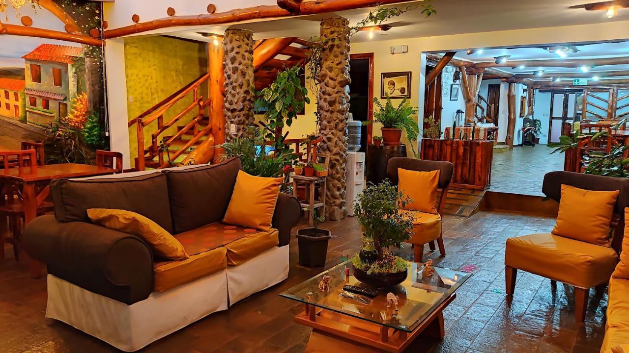 Hotel Maderanegra By Huasicama Latacunga Exterior foto